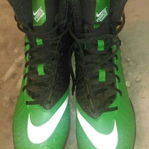 Men's Nike Savage Force Football Cleats